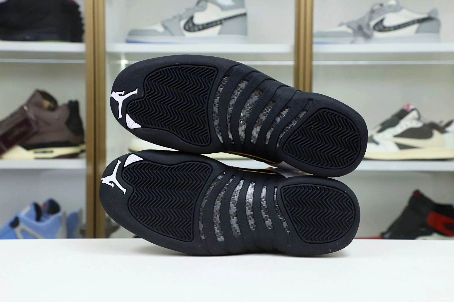 RETRO 12 JORDAN 'ROYALTY' AIR 0929